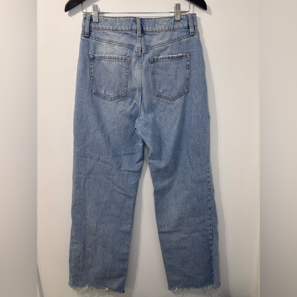 Dynamite Heidi Wide Light distressed Jeans Sz 28 - Picture 3 of 5